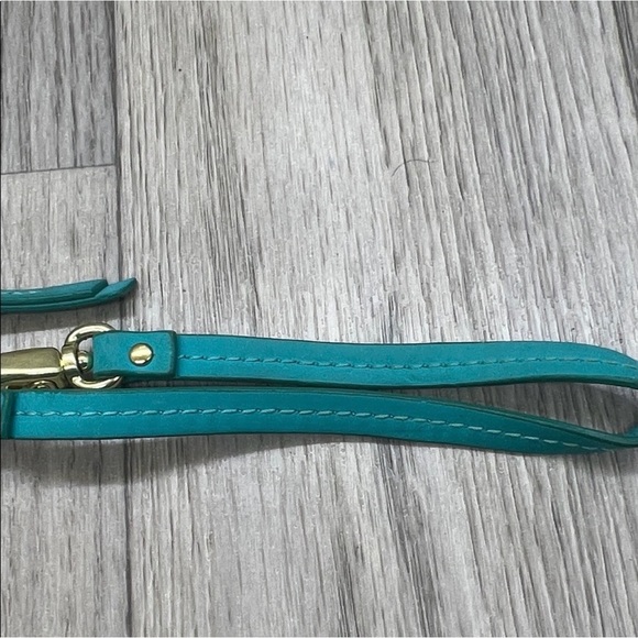 Fossil Multicolor Geometric Wristlet - Picture 3 of 10